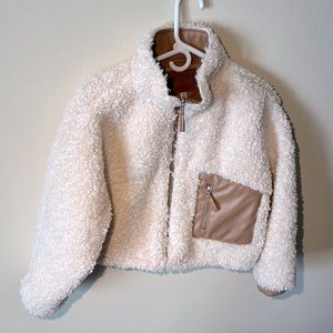 Cropped teddy jacket w/ brown faux leather contrast detail